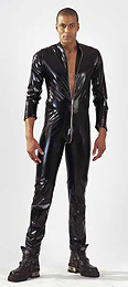 Overall black wetlook with fron zipper
